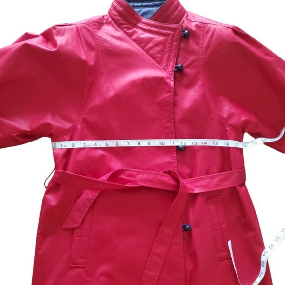 Vintage red puff sleeve trenchcoat - Picture 5 of 10